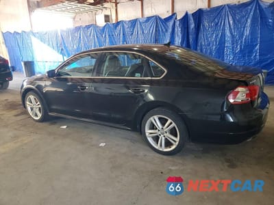 Drugie zdjęcie samochodu z przodu: 2014 VOLKSWAGEN PASSAT SE VIN:1VWBN7A39EC044528 - miniatura