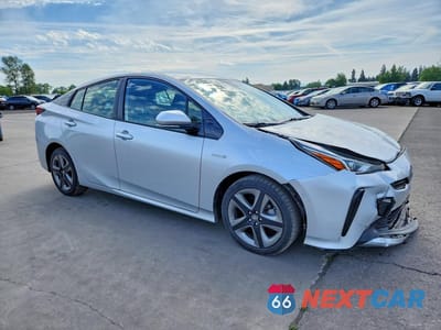Czwarte zdjęcie samochodu z boku: 2019 TOYOTA PRIUS LIMITED VIN:JTDKARFU6K3072312 - miniatura