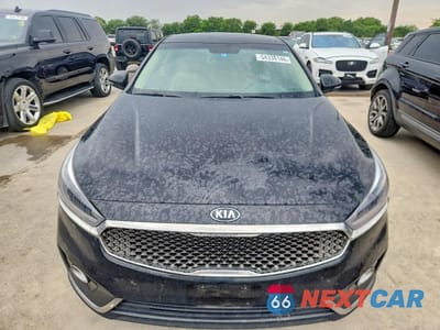 Piąte zdjęcie samochodu w środku: 2018 KIA CADENZA PREMIUM VIN:KNALB4J19J5120449 - miniatura
