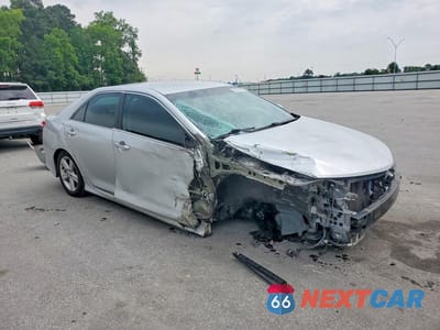 Czwarte zdjęcie samochodu z boku: 2013 TOYOTA CAMRY SE VIN:4T1BF1FK0DU698450 - miniatura