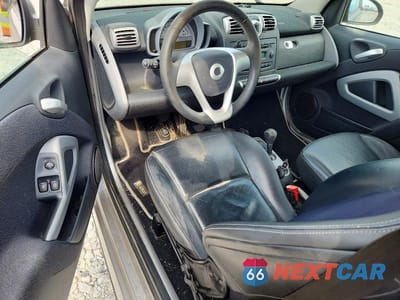 Zdjęcie 8 z 12 samochodu: 2008 SMART FORTWO PURE VIN:WMEEJ31X58K158710 - miniatura