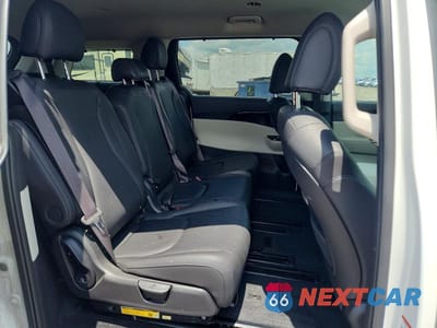 Zdjęcie 10 z 12 samochodu: 2024 KIA CARNIVAL EX VIN:KNDNC5H36R6326081 - miniatura