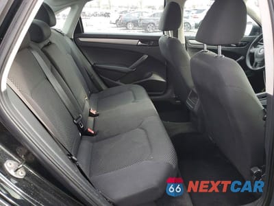 Zdjęcie 10 z 13 samochodu: 2013 VOLKSWAGEN PASSAT S VIN:1VWAP7A35DC071715 - miniatura