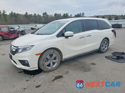 2018 HONDA ODYSSEY EXL 5FNRL6H71JB055921 - główne zdjęcie licytacji z USA - miniatura