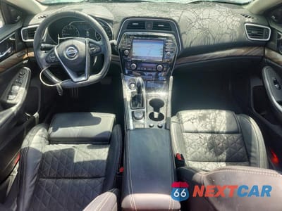 Zdjęcie 8 z 12 samochodu: 2017 NISSAN MAXIMA PLATINUM VIN:1N4AA6AP3HC368608 - miniatura