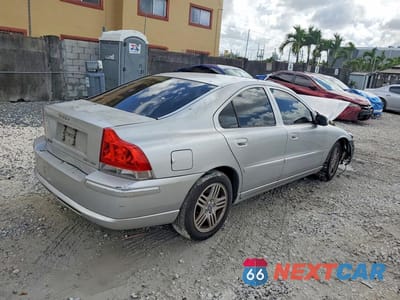 Trzecie zdjęcie samochodu z tyłu: 2007 VOLVO S60 2.5T VIN:YV1RS592272602314 - miniatura