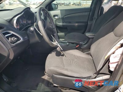 Zdjęcie 7 z 12 samochodu: 2014 DODGE AVENGER SE VIN:1C3CDZAB8EN133495 - miniatura
