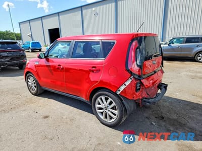 Drugie zdjęcie samochodu z przodu: 2018 KIA SOUL + VIN:KNDJP3A5XJ7545577 - miniatura