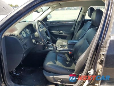 Zdjęcie 7 z 12 samochodu: 2009 CHRYSLER 300 TOURING VIN:2C3LA53V49H564259 - miniatura
