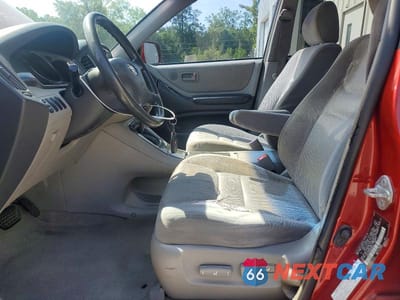 Zdjęcie 7 z 13 samochodu: 2003 TOYOTA HIGHLANDER BASE VIN:JTEGD21A430065228 - miniatura