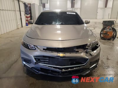 Piąte zdjęcie samochodu w środku: 2017 CHEVROLET MALIBU LT VIN:1G1ZE5ST4HF218439 - miniatura