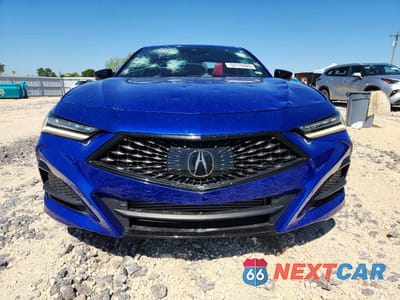 Piąte zdjęcie samochodu w środku: 2023 ACURA TLX TECH A VIN:19UUB5F58PA004847 - miniatura