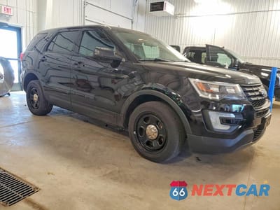Czwarte zdjęcie samochodu z boku: 2018 FORD EXPLORER POLICE INTERCEPTOR VIN:1FM5K8AR7JGB58948 - miniatura