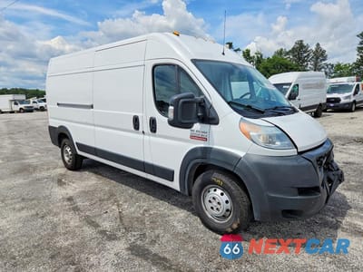 Czwarte zdjęcie samochodu z boku: 2021 RAM PROMASTER 2500 DELIVERY VAN VIN:3C6LRVDG9ME521598 - miniatura