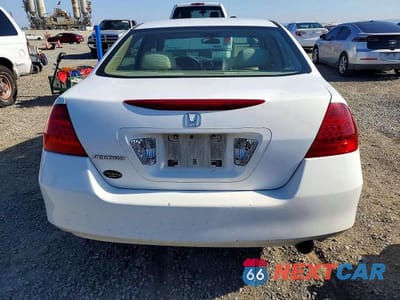 Zdjęcie 6 z 12 samochodu: 2006 HONDA ACCORD SE VIN:1HGCM56336A026872 - miniatura