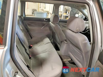Zdjęcie 11 z 14 samochodu: 2004 VOLKSWAGEN PASSAT GLS VIN:WVWVD63B44E296238 - miniatura