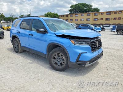 Czwarte zdjęcie samochodu z boku: 2025 HONDA PILOT TRAILSPORT VIN:5FNYG1H63SB104483 - miniatura