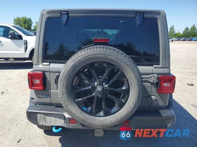 Zdjęcie 6 z 12 samochodu: 2023 JEEP WRANGLER SAHARA 4XE VIN:1C4JJXP65PW515300 - miniatura