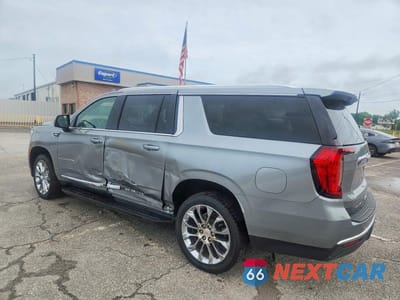 Drugie zdjęcie samochodu z przodu: 2023 GMC YUKON XL K1500 SLT VIN:1GKS2GKT3PR377998 - miniatura