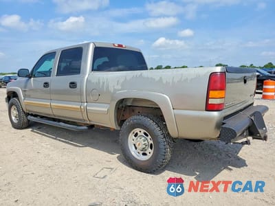 Drugie zdjęcie samochodu z przodu: 2001 CHEVROLET SILVERADO C2500 HEAVY DUTY VIN:1GCHC23G41F125774 - miniatura