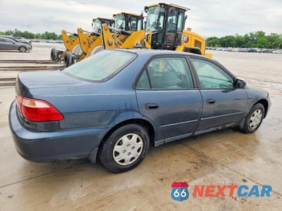 Trzecie zdjęcie samochodu z tyłu: 1998 HONDA ACCORD DX VIN:1HGCF8641WA021111 - miniatura