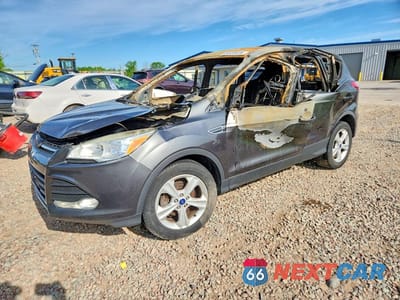 2015 FORD ESCAPE SE 1FMCU0GX4FUA23136 - główne zdjęcie licytacji z USA - miniatura