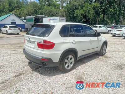 Czwarte zdjęcie samochodu z boku: 2010 BMW X5 XDRIVE30I VIN:5UXFE4C59AL380108 - miniatura
