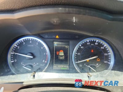 Zdjęcie 9 z 13 samochodu: 2017 TOYOTA HIGHLANDER LIMITED VIN:5TDYZRFH3HS203225 - miniatura