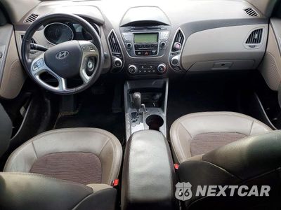 Zdjęcie 8 z 13 samochodu: 2012 HYUNDAI TUCSON GLS VIN:KM8JU3AC1CU402198 - miniatura