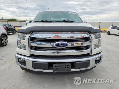 Piąte zdjęcie samochodu w środku: 2016 FORD F150 SUPERCREW VIN:1FTEW1CG1GKD38461 - miniatura