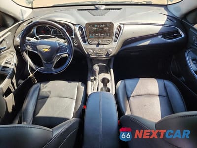 Zdjęcie 8 z 12 samochodu: 2018 CHEVROLET MALIBU LT VIN:1G1ZD5ST8JF281696 - miniatura