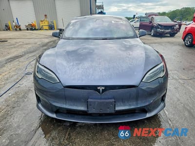 Piąte zdjęcie samochodu w środku: 2023 TESLA MODEL S VIN:5YJSA1E50PF507279 - miniatura