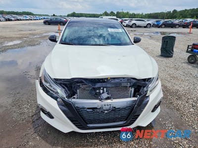Piąte zdjęcie samochodu w środku: 2022 NISSAN ALTIMA SR VIN:1N4BL4CV1NN358965 - miniatura