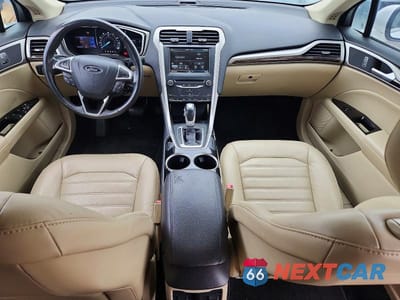 Zdjęcie 8 z 12 samochodu: 2013 FORD FUSION SE VIN:3FA6P0HR0DR192959 - miniatura