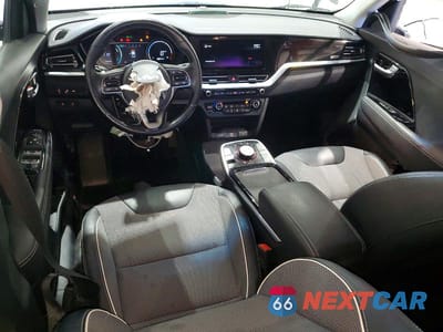 Zdjęcie 8 z 13 samochodu: 2022 KIA NIRO EV EX VIN:KNDCC3LG3N5145414 - miniatura