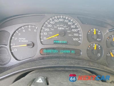 Zdjęcie 9 z 13 samochodu: 2003 GMC YUKON XL K1500 VIN:3GKFK16Z33G321468 - miniatura