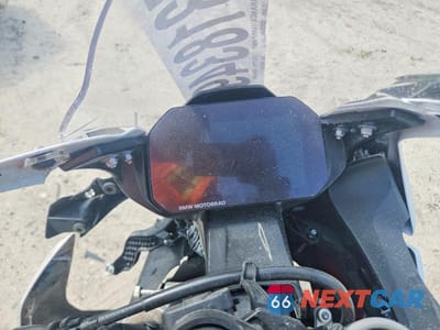 Zdjęcie 7 z 8 samochodu: 2026 BMW S 1000 RR VIN:WB10P2304T6M32401 - miniatura