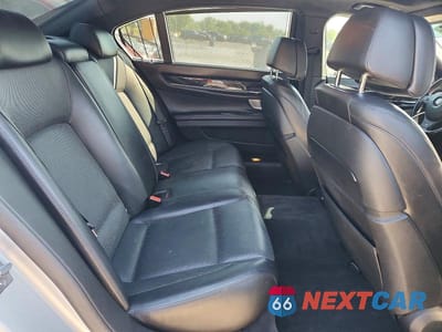 Zdjęcie 10 z 12 samochodu: 2014 BMW 750 LXI VIN:WBAYF8C50ED653819 - miniatura