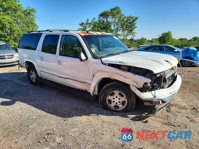 Czwarte zdjęcie samochodu z boku: 2004 CHEVROLET SUBURBAN K1500 VIN:1GNFK16T54J106978 - miniatura