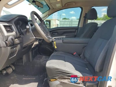 Zdjęcie 7 z 13 samochodu: 2017 NISSAN TITAN S VIN:1N6AA1EJ6HN508834 - miniatura