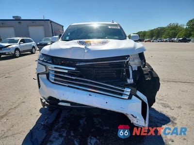 Piąte zdjęcie samochodu w środku: 2024 CHEVROLET SUBURBAN K1500 HIGH COUNTRY VIN:1GNSKGKL1RR396572 - miniatura