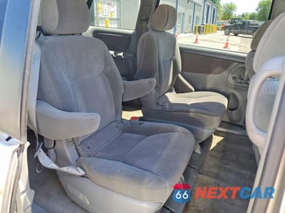 Zdjęcie 11 z 13 samochodu: 2006 TOYOTA SIENNA LE 7 PASSENGER VIN:5TDZA23CX6S489017 - miniatura