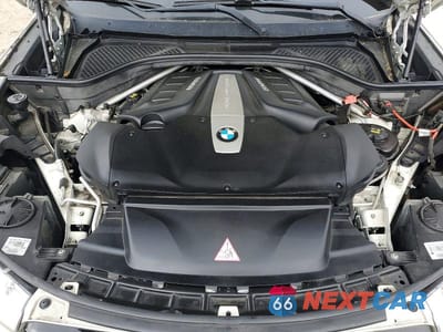 Zdjęcie 12 z 13 samochodu: 2015 BMW X5 XDRIVE50I VIN:5UXKR6C53F0J73818 - miniatura