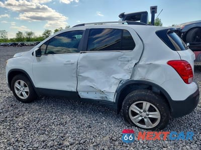 Drugie zdjęcie samochodu z przodu: 2016 CHEVROLET TRAX 1LT VIN:3GNCJPSB9GL255848 - miniatura