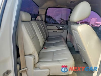 Zdjęcie 10 z 12 samochodu: 2011 CHEVROLET SILVERADO K2500 HEAVY DUTY LTZ VIN:1GC1KYE86BF102883 - miniatura