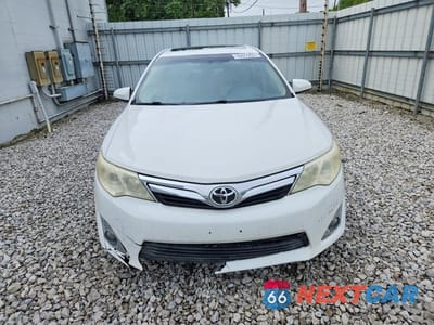 Piąte zdjęcie samochodu w środku: 2012 TOYOTA CAMRY XLE V6 VIN:4T1BK1FK6CU505129 - miniatura