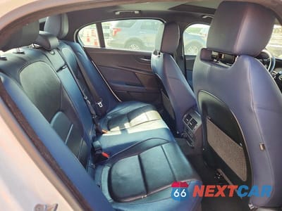 Zdjęcie 10 z 12 samochodu: 2019 JAGUAR XE S VIN:SAJAG4FV7KCP47415 - miniatura