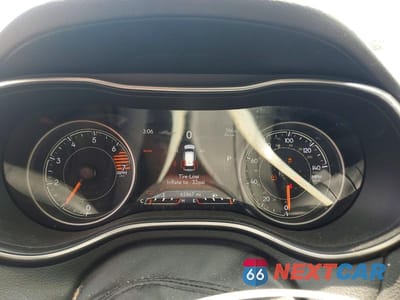 Zdjęcie 9 z 12 samochodu: 2019 JEEP CHEROKEE LIMITED VIN:1C4PJLDB8KD326116 - miniatura