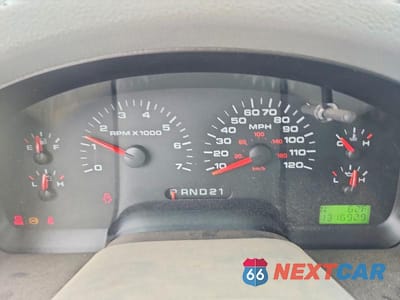 Zdjęcie 9 z 12 samochodu: 2005 FORD F150 VIN:1FTRF12555NA57986 - miniatura