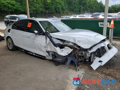 Czwarte zdjęcie samochodu z boku: 2018 BMW 320 I VIN:WBA8E1G50JNU89335 - miniatura